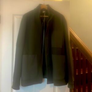 Gorgeous Ted Baker Men’s Dark Green XL (UK 6) Casual Waist Length Coat.